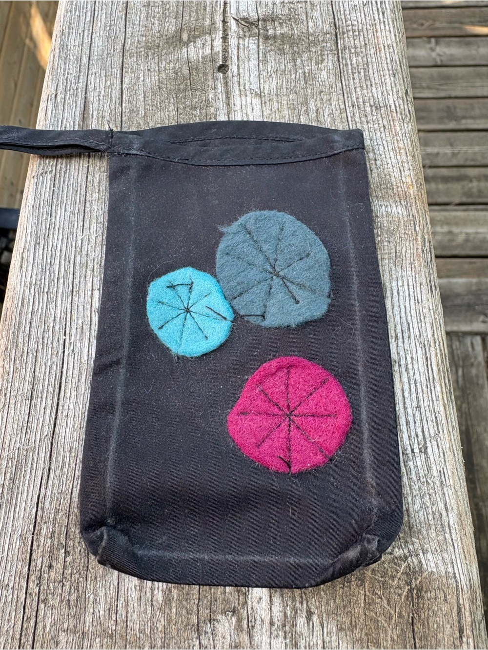 Comrags | Credit Card Holder with Hand sewn Teal, Gray, and Pink Felt Appliqué